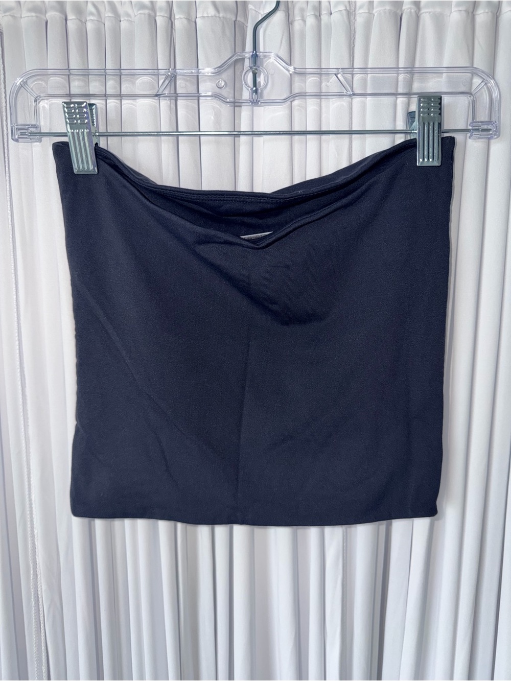 Aritzia Babaton Contour Black Crop Top - Picture 3 of 3